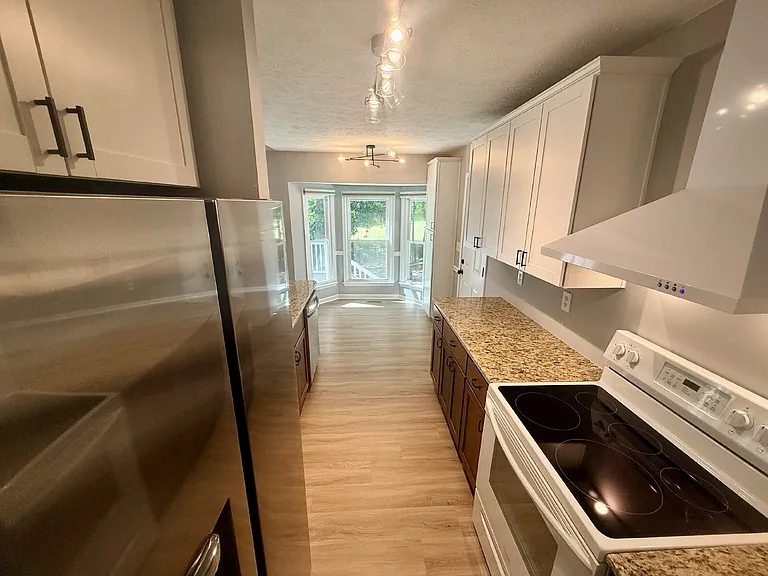 6720 Saint Julian Way — Photo 4