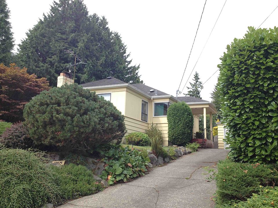 1st image of 10525 Victory Ln NE