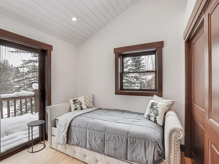 517 Sage Creek Canyon Dr — Photo 41