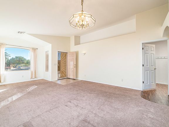 4th image of 386 W Tara Danette Dr