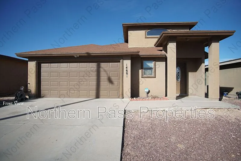 4 bed, 2.5 bath, 1802 sqft, $1,865 — Photo 2