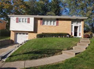 271 Everglade Dr, Pittsburgh, PA