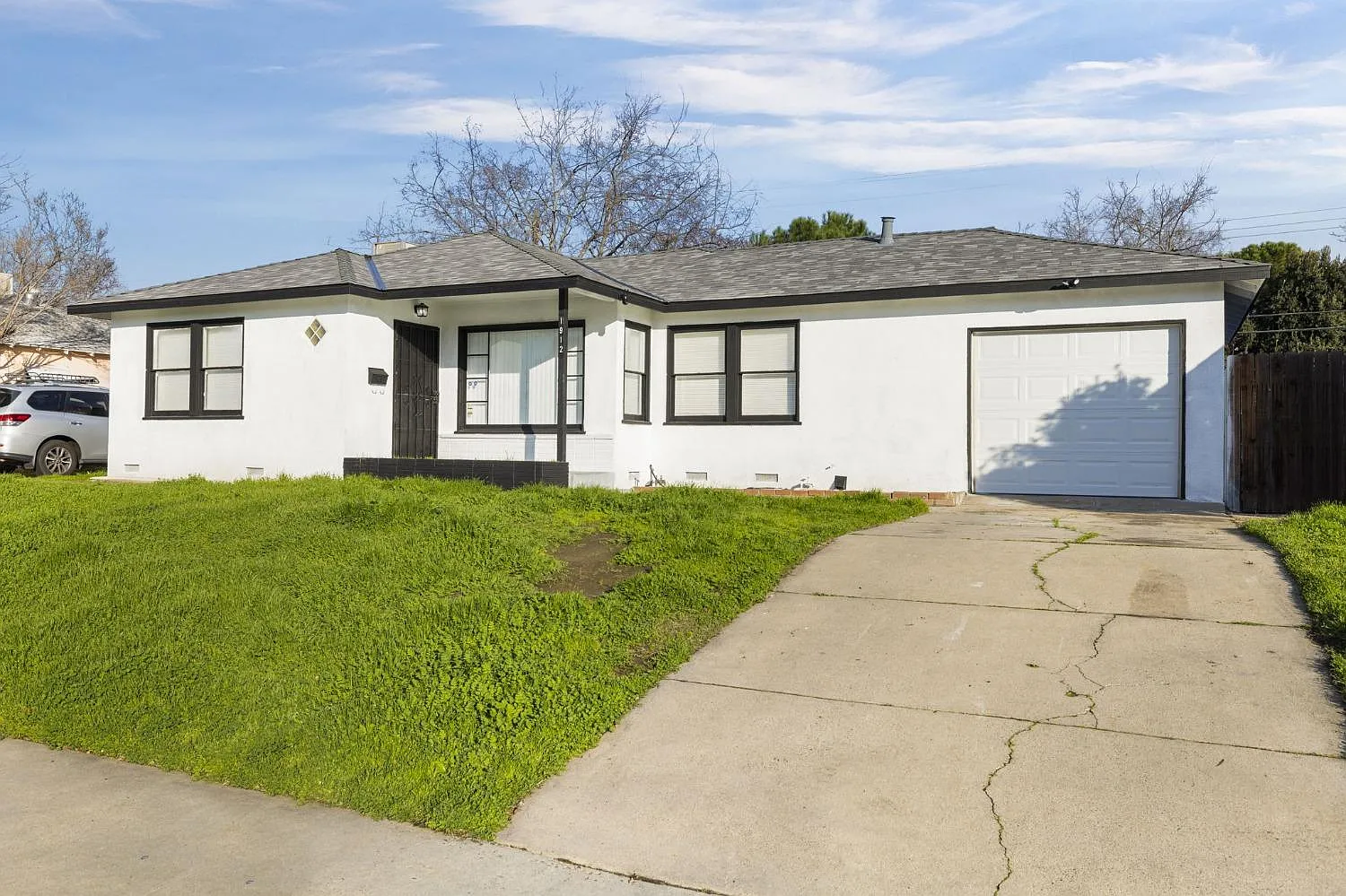 1912 Norris Dr E photo 1