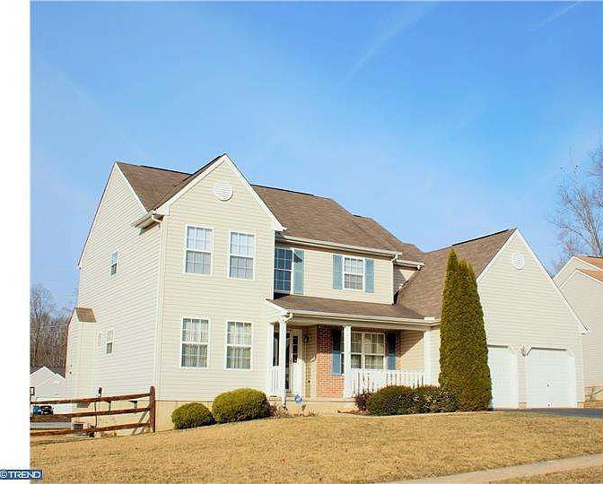 1st image of 123 W Flagstone Dr