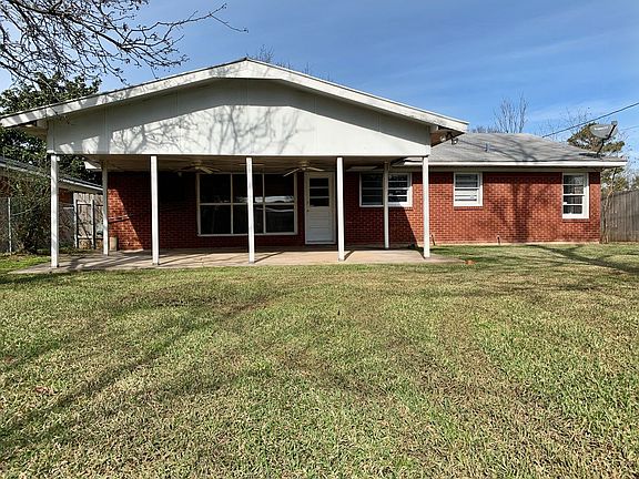 4th image of 3252 Sarah St #3252