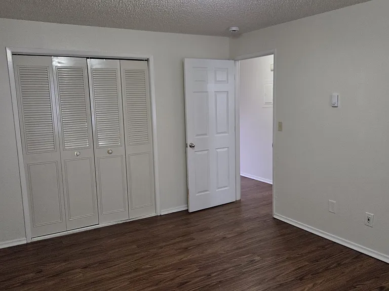 527 Washington St #2 — Photo 15
