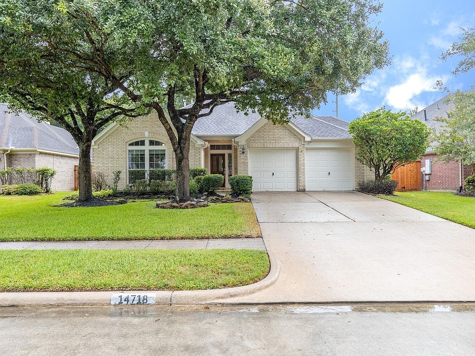 1st image of 14718 Arbor Trace Ln