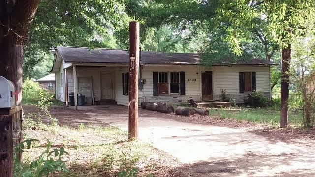 1st image of 1208 Bradley Ferry Home