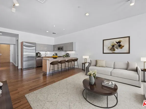 801 S Grand Ave APT 1904, Los Angeles, CA 90017