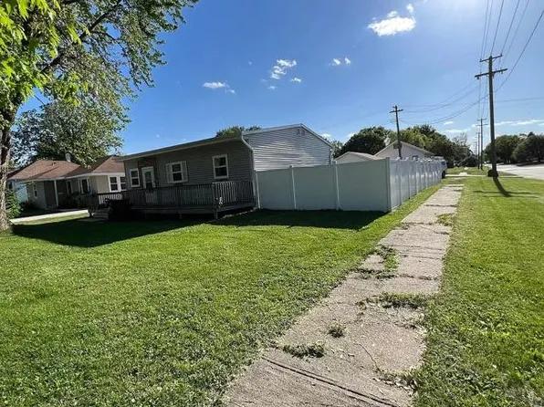 1300 9th St, Onawa, IA 51040