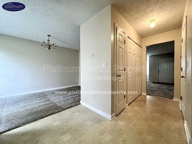 5687 Windfall Ln — Photo 7