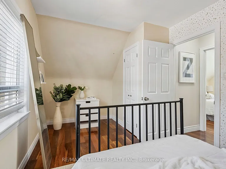 34 Compton Cres #MAIN — Photo 30