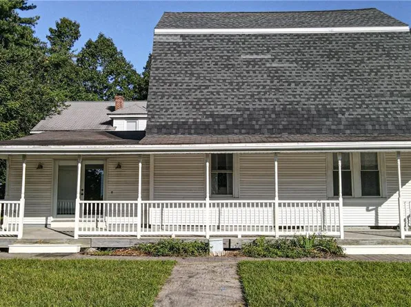 8 Ryan Ave, Cumberland, RI 02864