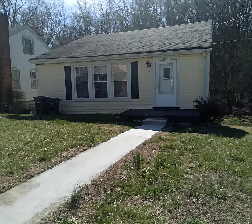 840 Old Forest Rd #A