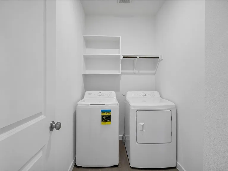 1328 Francesca Dr — Photo 6