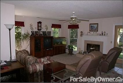 3rd image of 2 Brown Ct