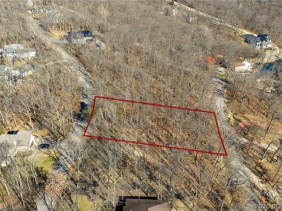 3rd image of 52 Greystone Ln