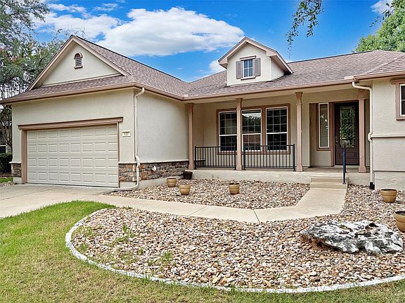 3rd image of 122 Nolan Dr