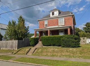 1227 Sycamore St, Connellsville, PA
