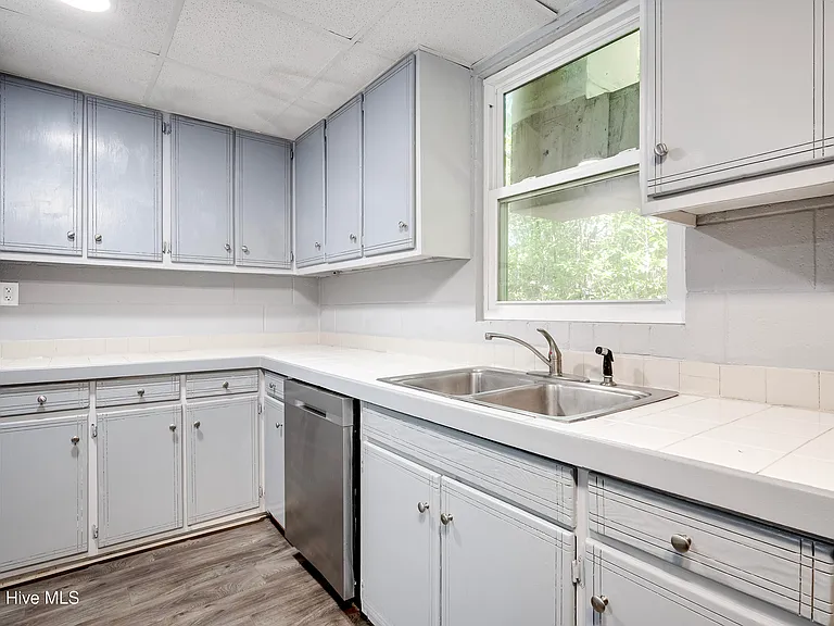 2107 Faircrest Ave #B — Photo 5