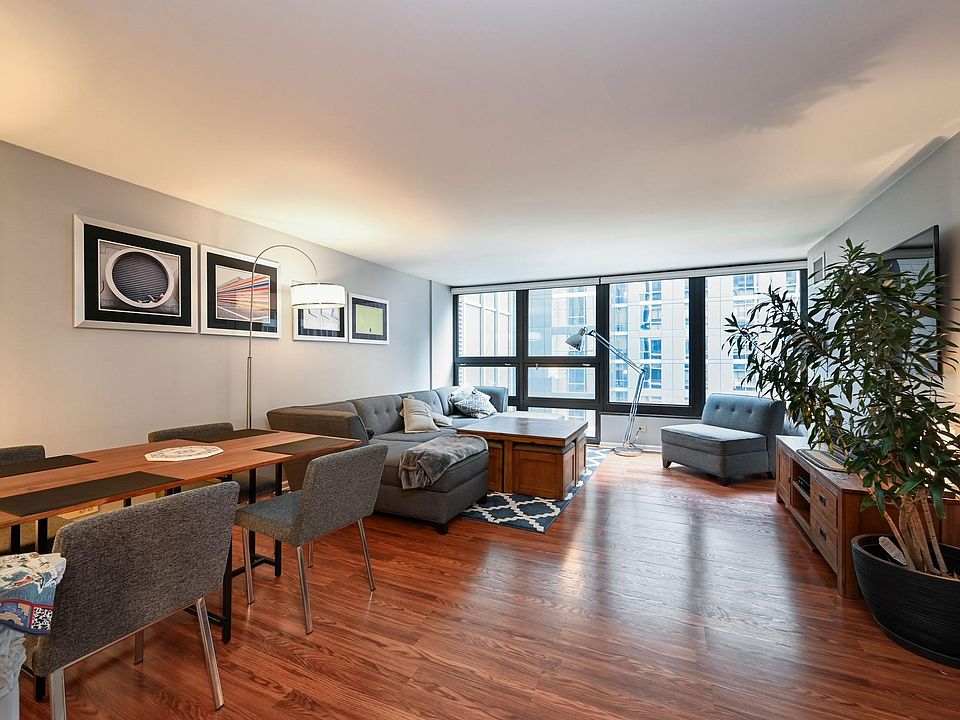 1st image of 230 E Ontario St APT 702
