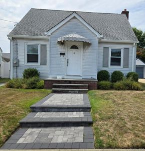 292 Madison Street, Franklin Square, NY, 11010