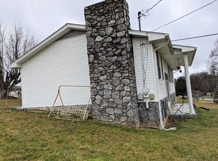 1939 Powder Branch Rd, Johnson City, TN 37601