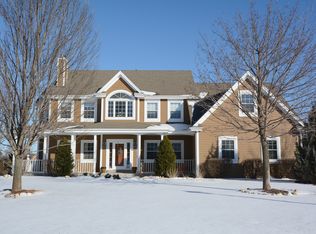 W291N4174 Prairie Wind Cir S, Pewaukee, WI 53072