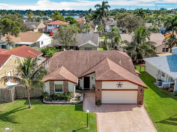 1364 SW 151st Way, Sunrise, FL 33326