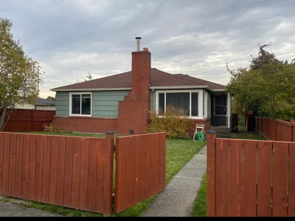 1011 E 3rd St, Port Angeles, WA 98362