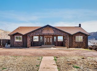 640 N Juniper St, Hildale, UT 84784