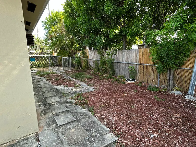 5881 NE 18th Ave #2 — Photo 7