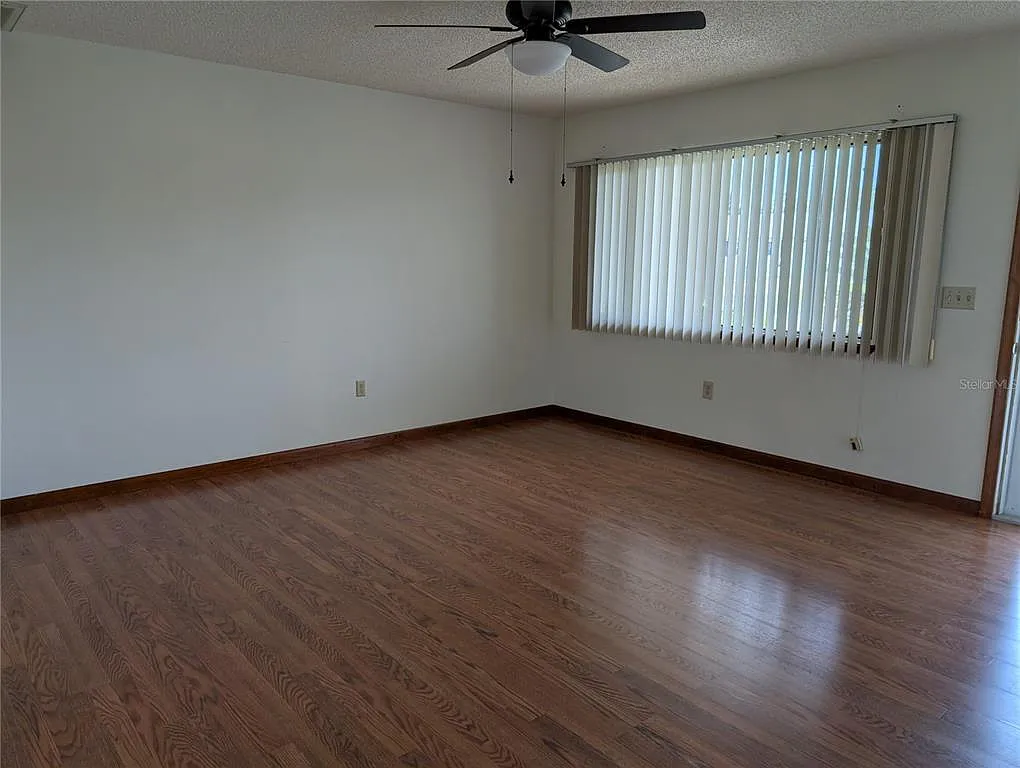 2 bed, 2.0 bath, 990 sqft, $1,500 — Photo 2