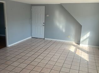 142 Hutchinson St #E, Kalamazoo, MI