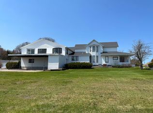 240 McCann St, Saint Ignace, MI 49781