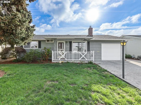 1538 Umpqua Rd, Woodburn, OR 97071