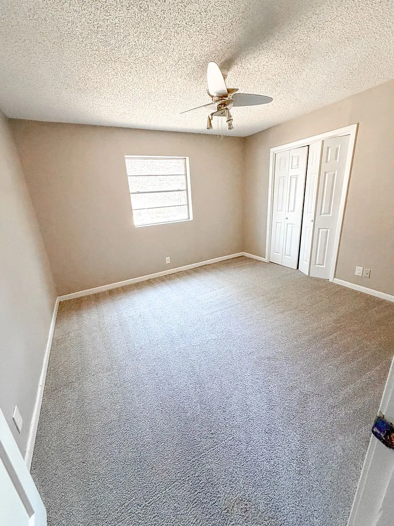 3/2 in Central Longview — Photo 2