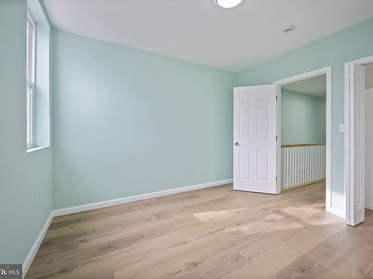 1316 McHenry St — Photo 22