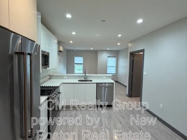 145 Newbury Ave, Quincy, MA 02171