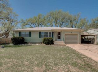 1221 Old Main St, Newton, KS 67114