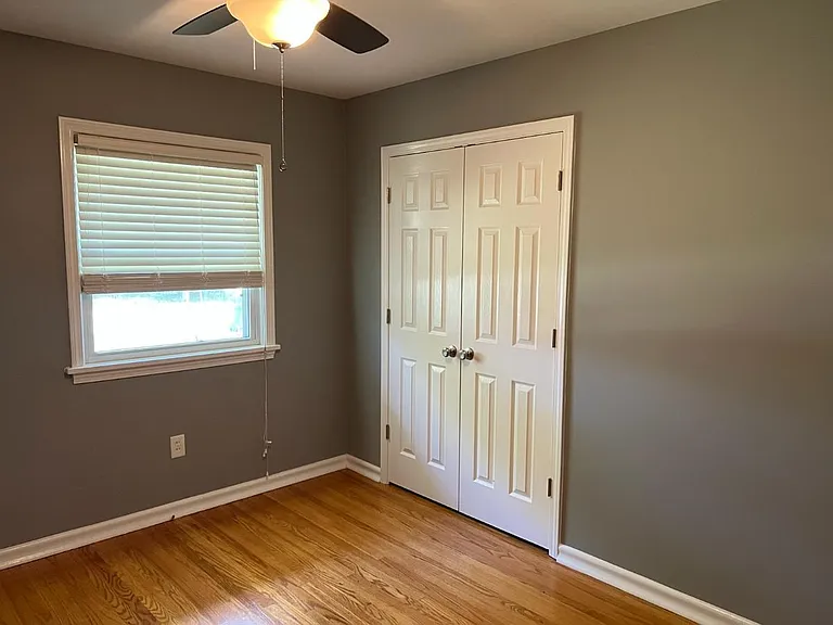 1502 Lynn Way — Photo 18