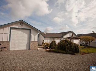 93 Leroux Rd, Sequim, WA 98382