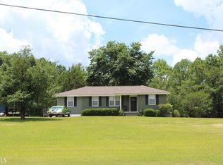 65 Fuller Rd, West Point, GA 31833