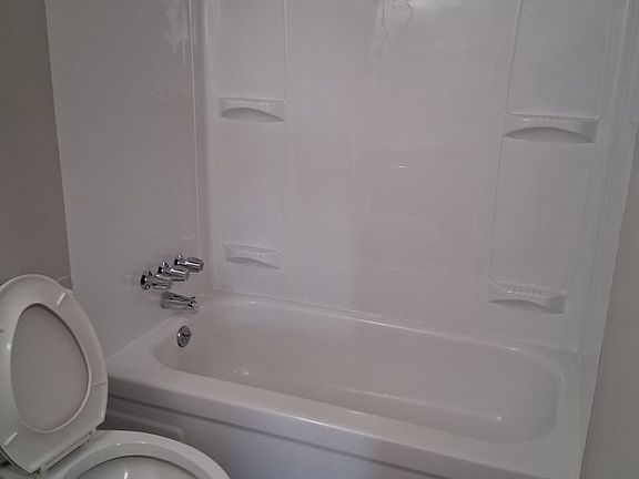 2nd image of 2635-2637 Cascade Pl W #6