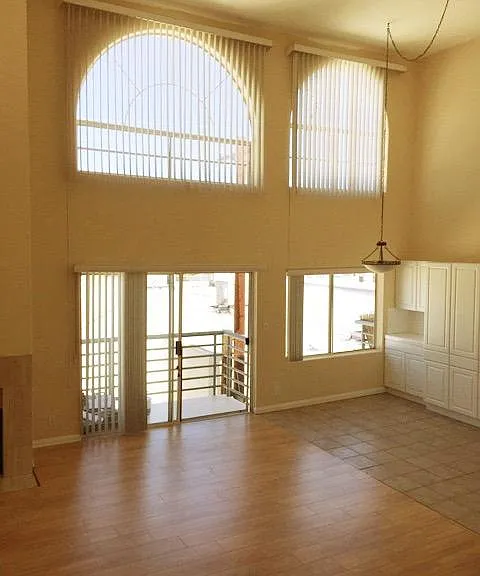 20 Foot Ceilings in Living Room