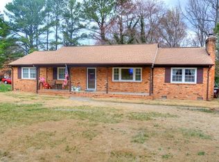 11340 Dumaine Dr, Midlothian, VA 23112