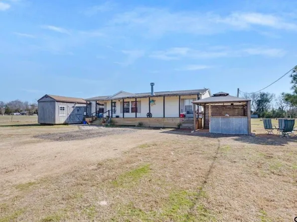 865 County Road 3534, Saltillo, TX 75478