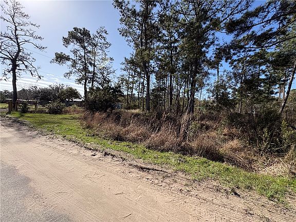 3rd image of 24X E West Autobahn Rd
