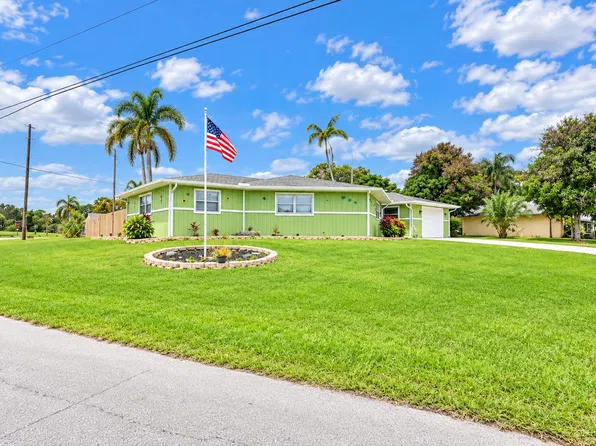 1525 SE HOLIDAY Road, Port St Lucie, FL 34952