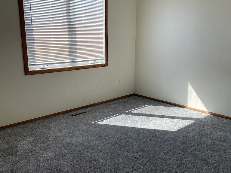 14223 Hayes Rd — Photo 8
